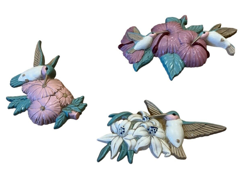 Set of 3 Burwood Products Humming Birds Flowers Wall Hanging 1990s USA Plastic